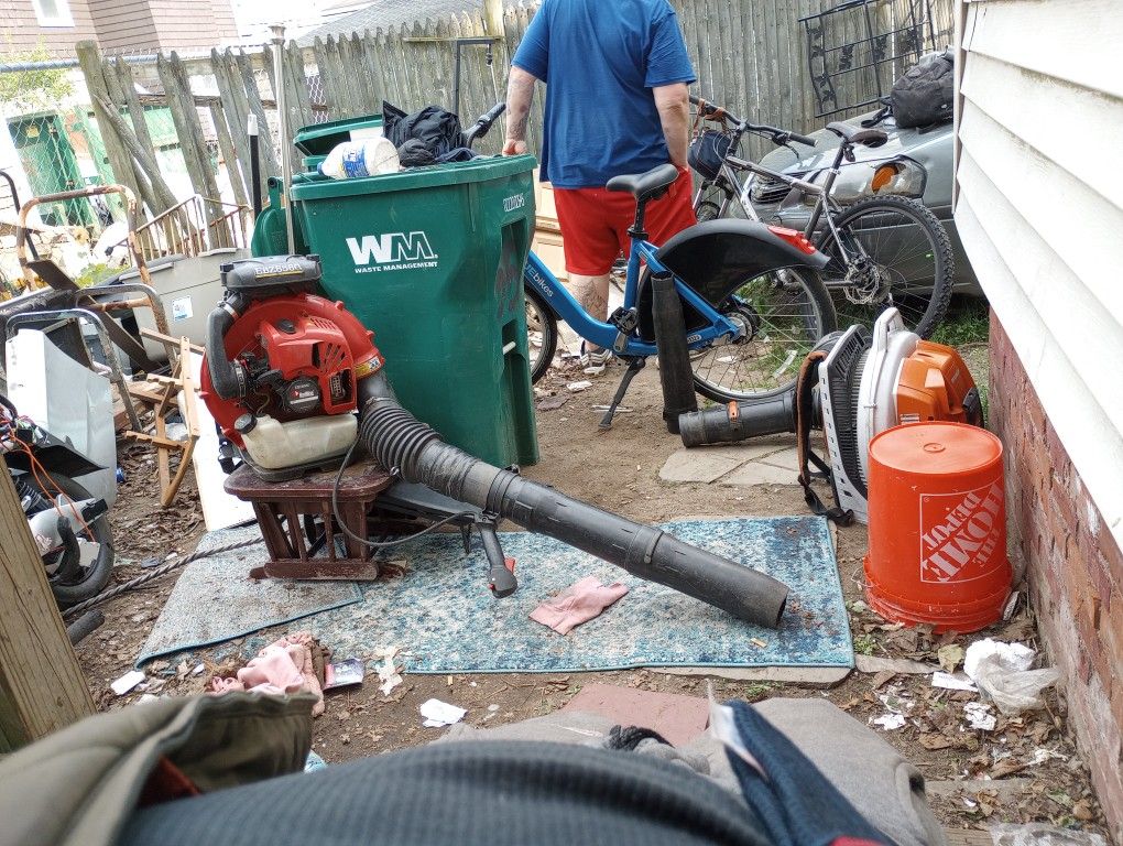 Red Maxx 8560 Leaf Blower