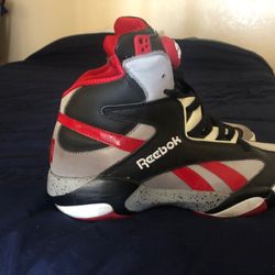 Shaquille O’Neil Reebok pumps