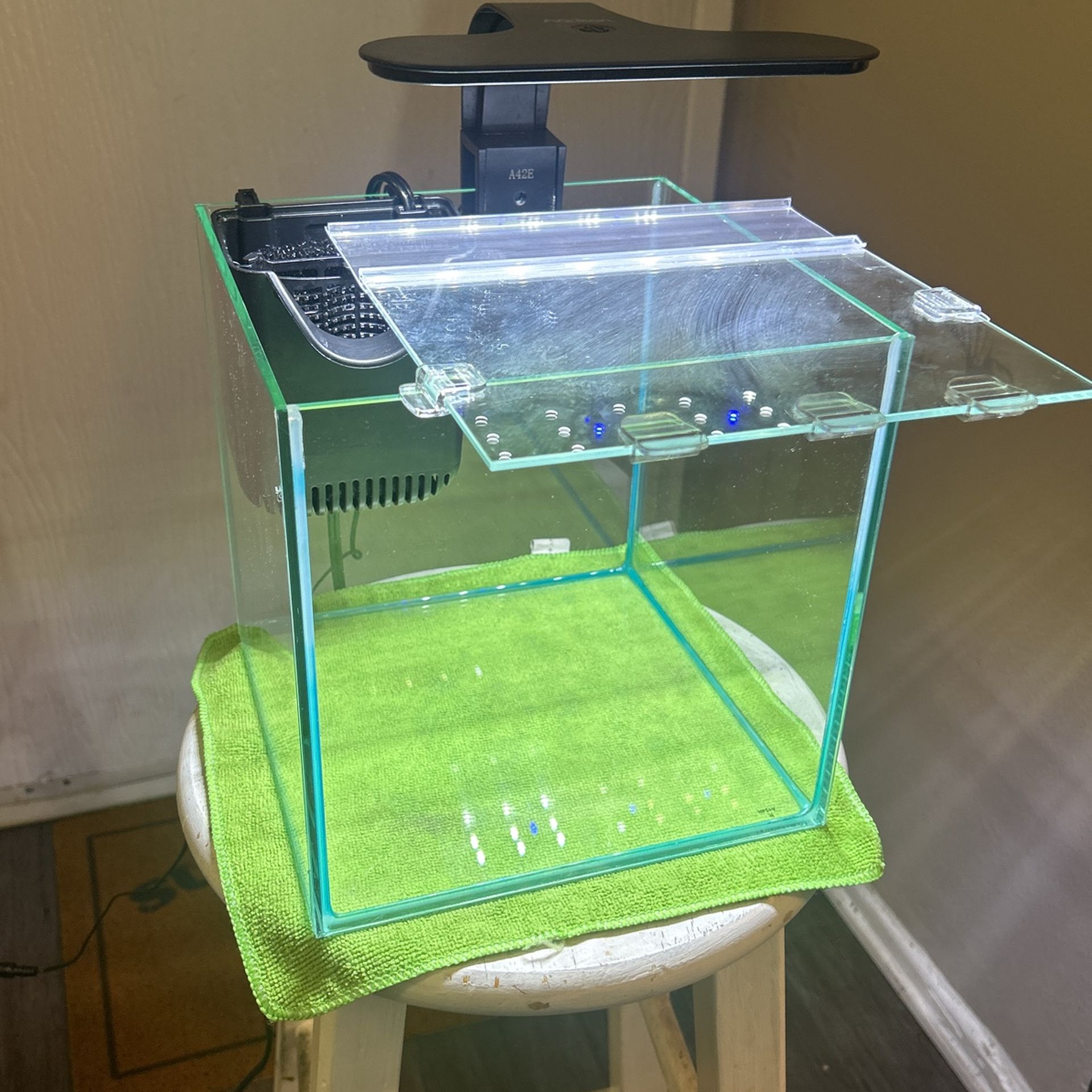 1-Gallon  Rimless Fish Tank Betta