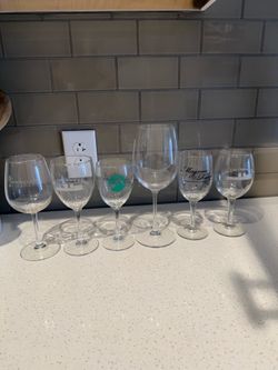 Various stem wine glasses - 6 count