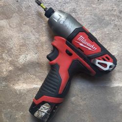 Milwaukee Impact Driver 