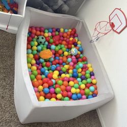 Kids Ball Pit 