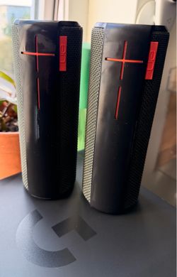 Ultimate Ears “Ue Boom” Bluetooth speakers (Set 2) Model:S-00122