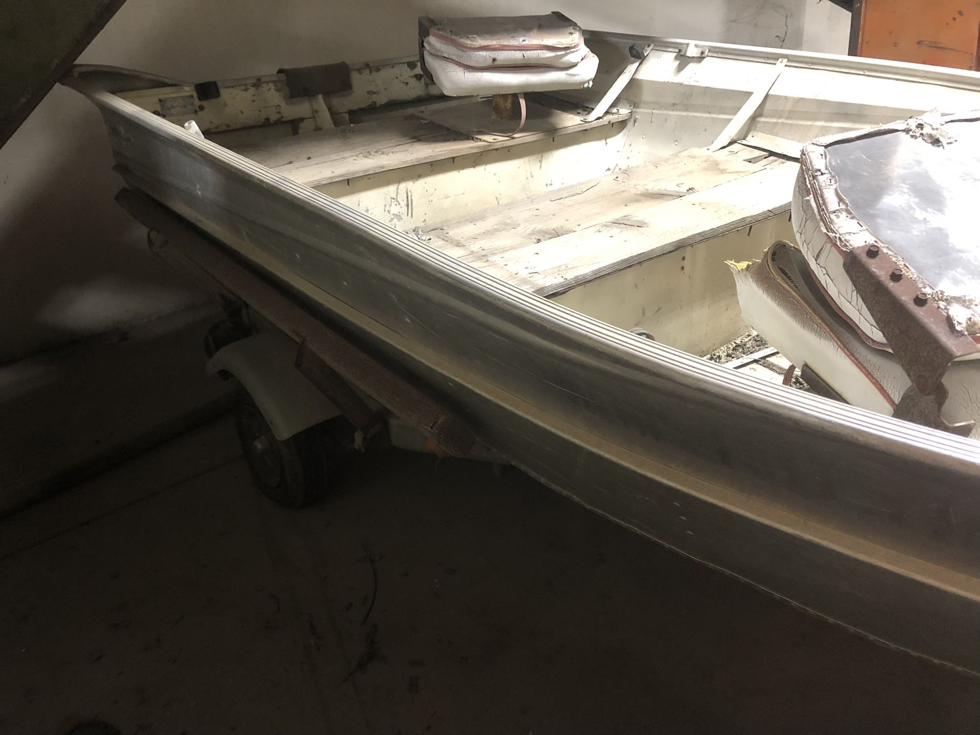 12 Foot Valco Aluminum Boat With Mercury Outboard