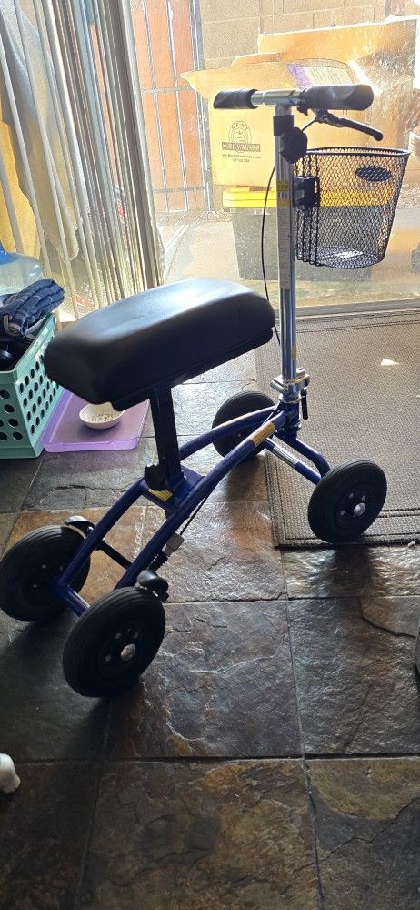 Knee Scooter