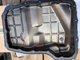 2016 Ram transmission pan, 6.7 Cummings 68RFE