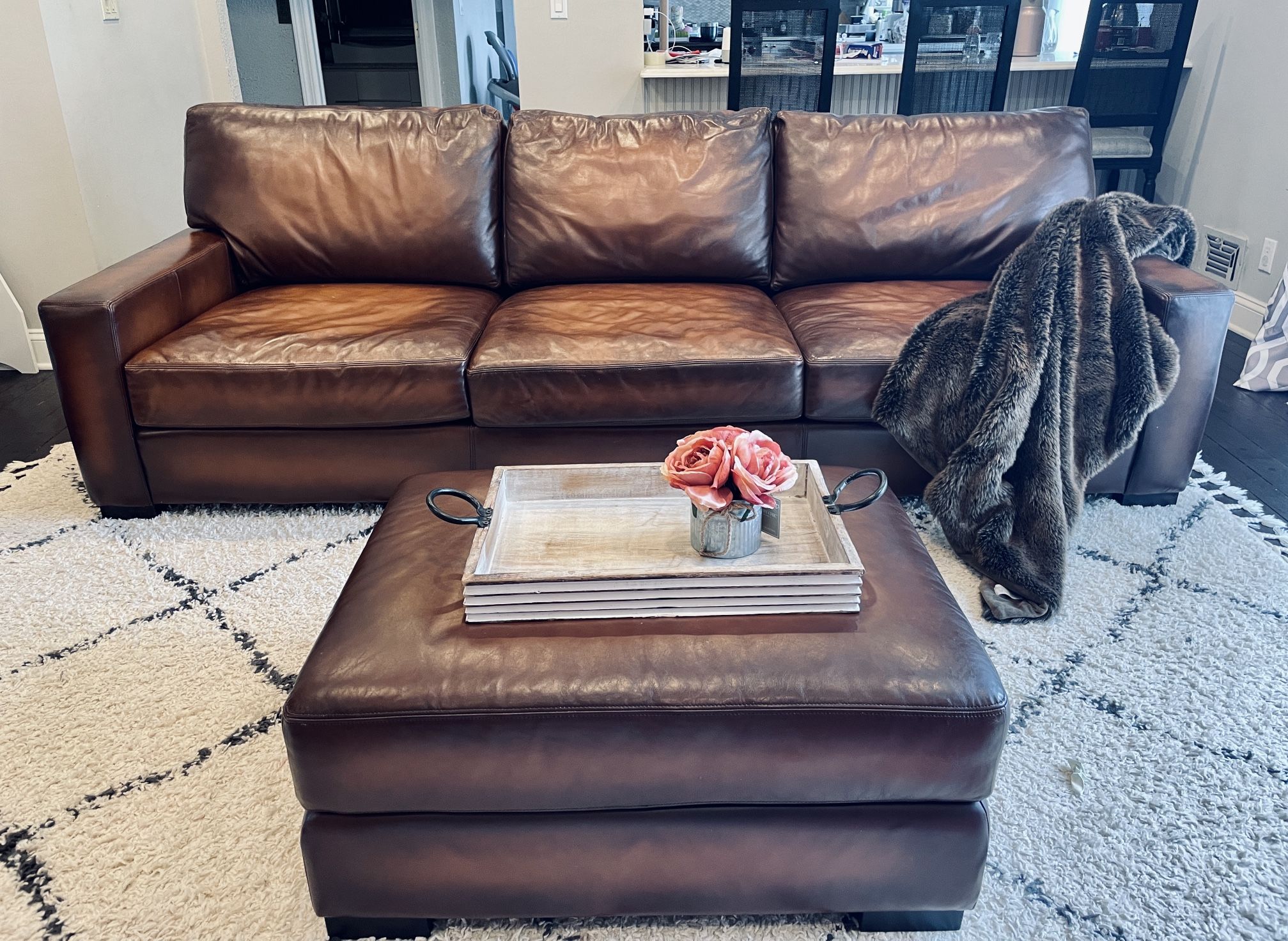 Turner Leather Sofa Pottery Barn Reviews Baci Living Room