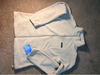 Brand new Columbia sweater Woman’s-Large