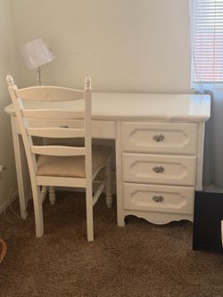 White Wood Desk and Chair Set