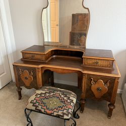 Antique 1930s Art Deco Vanity & Dresser Set – Joerns Bros. 