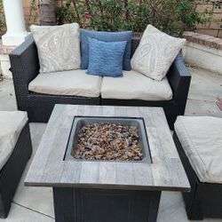 Outdoor Patio Lounge Set With Fire Pit 