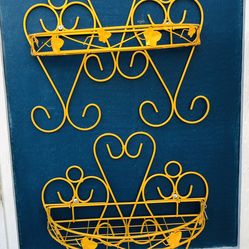 GARDEN WROUGHT IRON PLANT STANDS