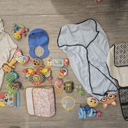 Hooded Towels Baby Changing Pad Toys Crib Stroller Toys Cars Electronic