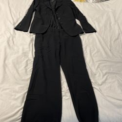 Women’s Giorgio Armani suit size large