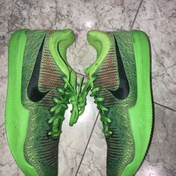 Nike Mamba Rage Grinch (9.5)