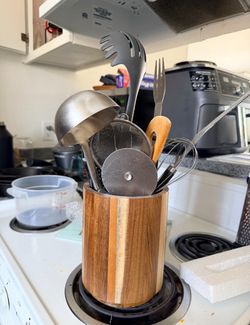 Kitchen utensils