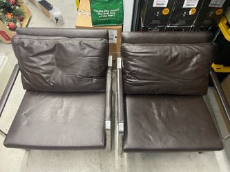 Chrome lounge chair