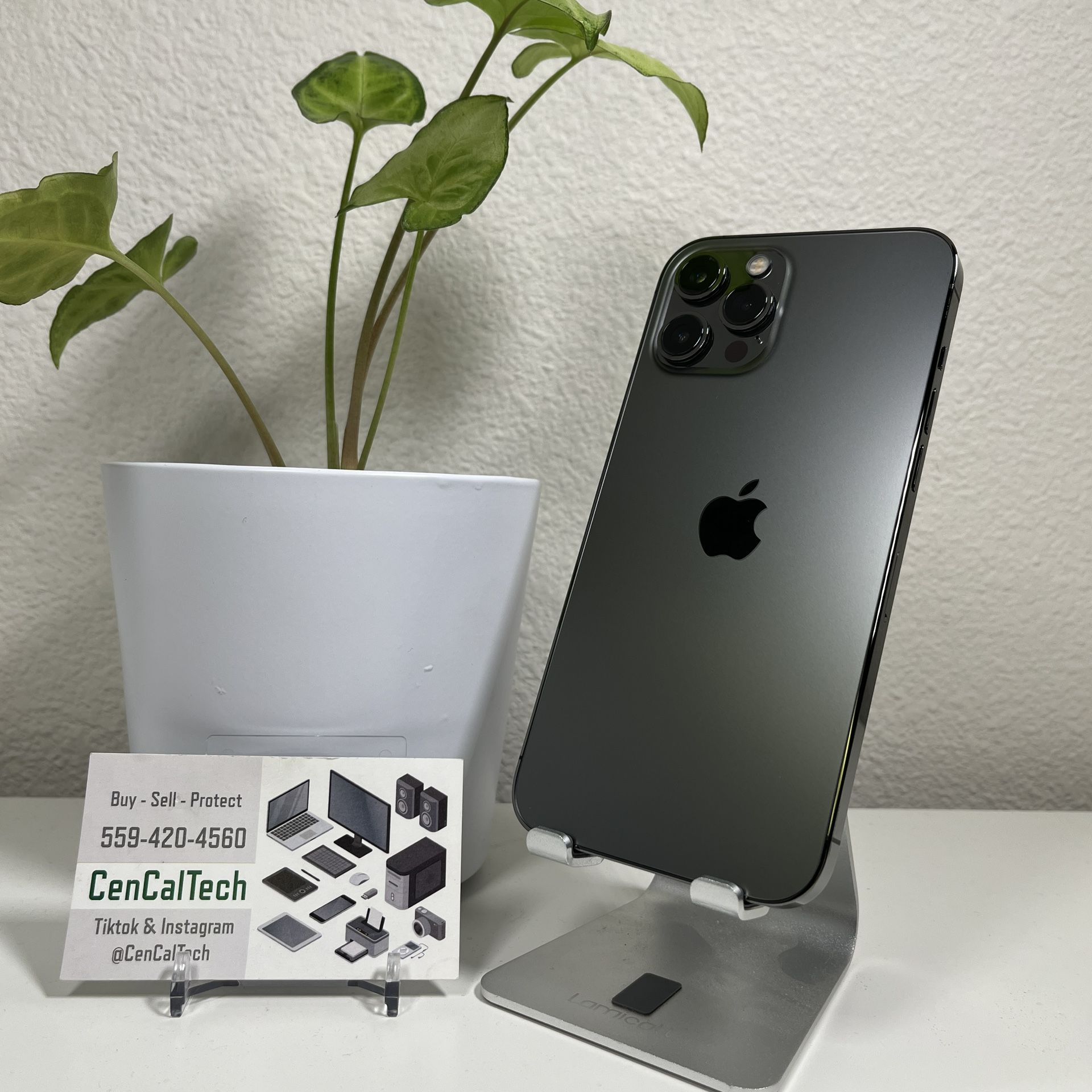 iPhone 12 Pro Max 256gb Unlocked 92% 🔋 Health In Very Good Condition