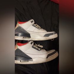 Air Jordan 3 SE Denim Fire Red.