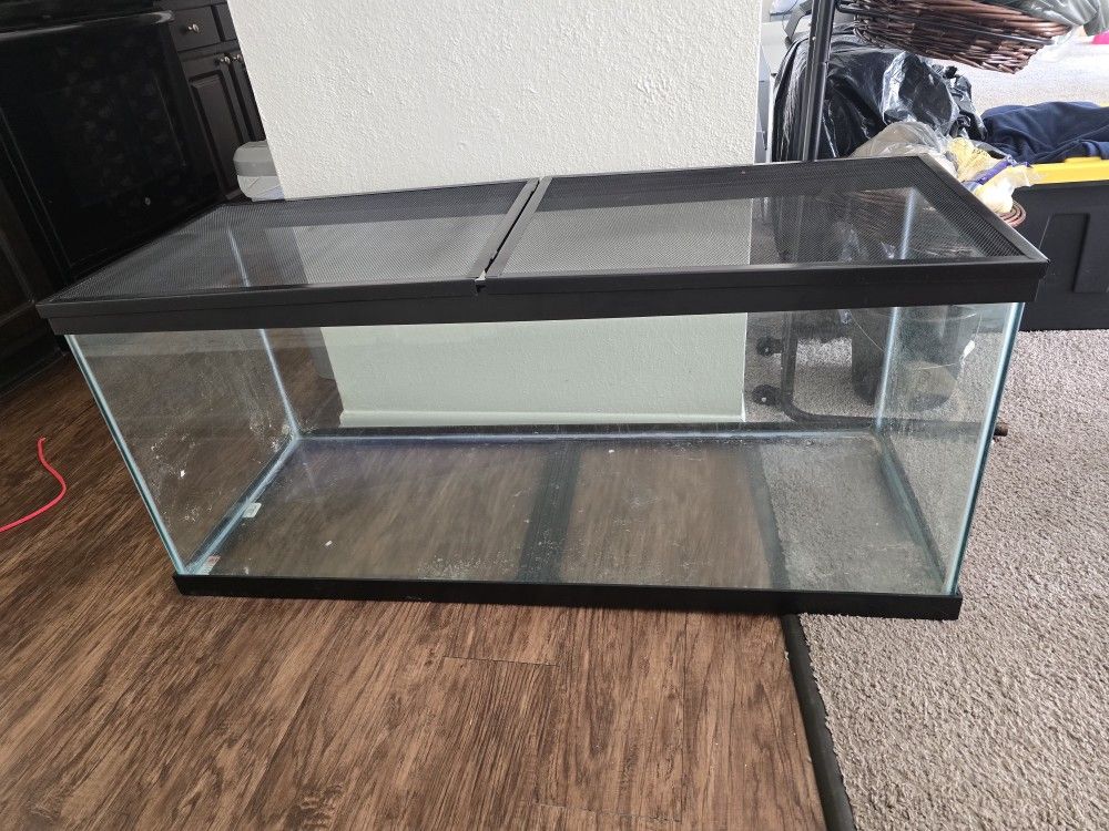 75 Gallon Fish Tank