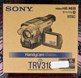Vintage (Sealed) Sony Handycam Vision TRV318 HI8 Camcorder Video Camera
