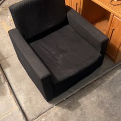 Tri-fold Down Flip Out Lounger/sleeper Chair