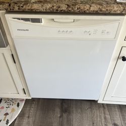 Used Working Good Dish Washer 
