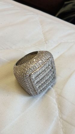 Size 10 mens Moisanite Ring