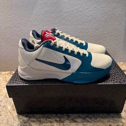 Caitlin Clark x Nike Kobe 5 Protro Coconut Milk IZ1852-100 Men's Size 8.  Women's Size 9.5 Brand New
