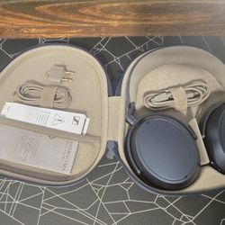 Sennheiser - MOMEMTUM 4 Over-The-Ear Headphones - Denim