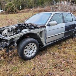 2000 BMW 740il Parts