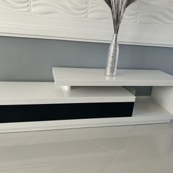 Tv  Shelf 