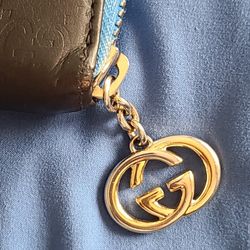 AUTHENTIC GUCCI  ELEGANT BLACK AND  BLUE LEATHER  WALLET 