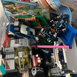 6 Lbs Legos 