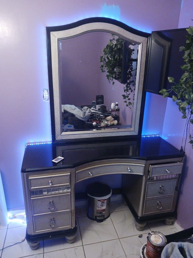 Vanity With Mirror
