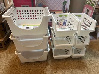 Small Medium Large stackable basket set