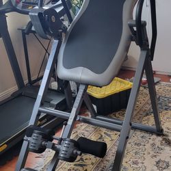 Innova Inversion Table