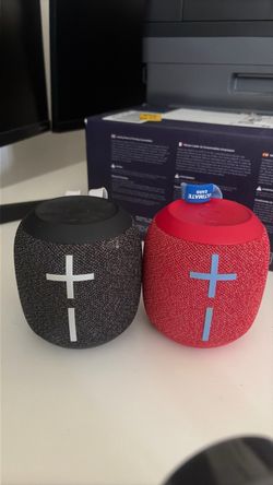 2 bluetooth speakers