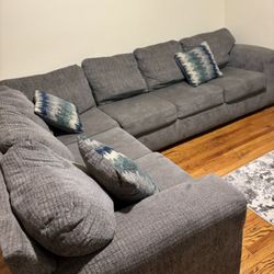 Sectional Couch 