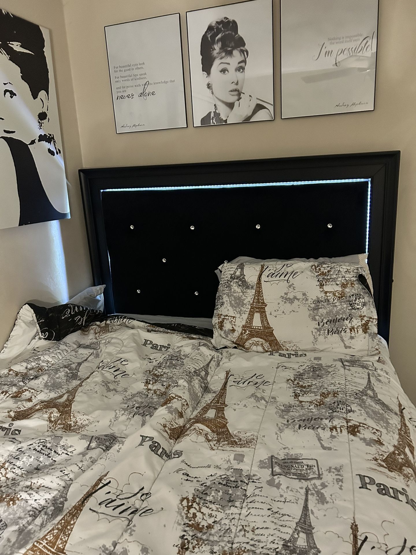 Queen Bedroom set