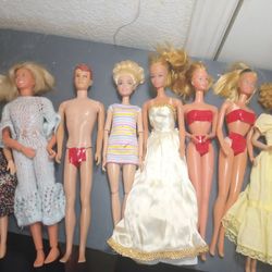 Lot Of (8) Vintage Barbies