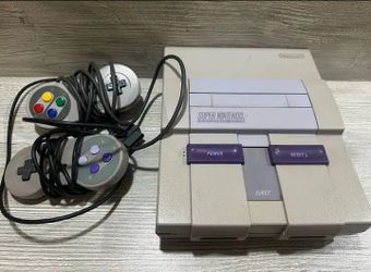 Super Nintendo + 2 games