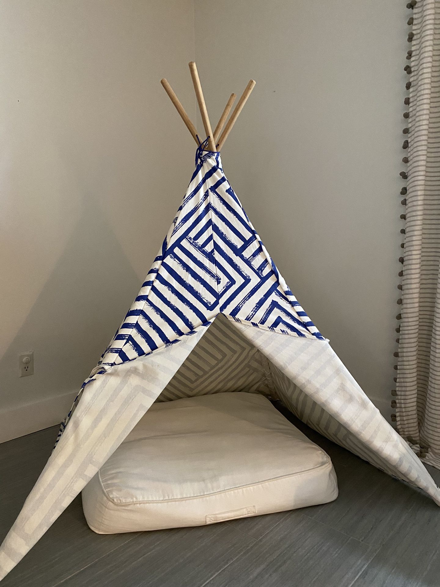 Kids Tee Pee