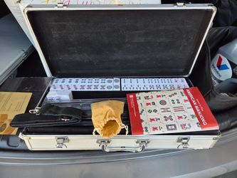 American Mahjong Set in Case