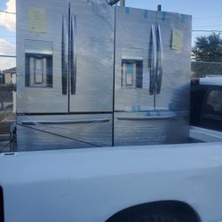 Brand New Refrigerator For Sale!