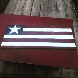 Wood American flag sign