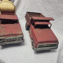 Pair Of Vintage Tonka Trucks 