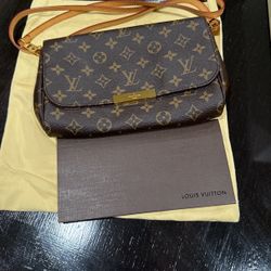 Louis Vuitton Purse