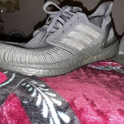 Adidas Ultraboost 21