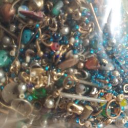 Large Bag  Thousands Of Misc Beads, Vintage Jewelry Pieces, Etc.
